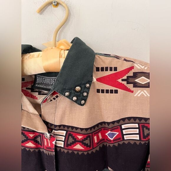 Vintage | Circle T Rough Rider Woman’s medium Western Aztec Button Up Shirt - Picture 4 of 8